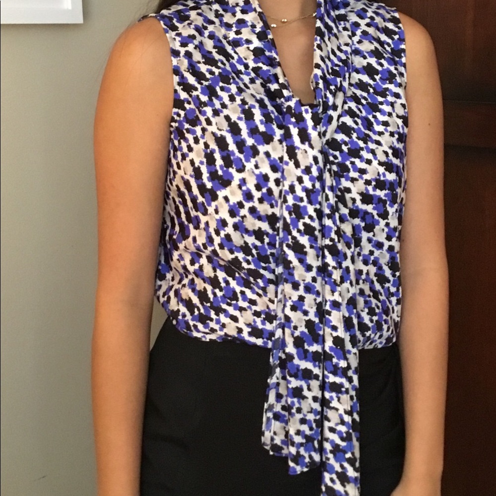 Evan Picone bow tie sleeveless blouse